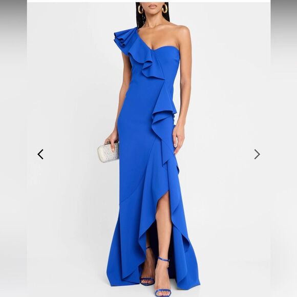 Chiara Boni La Petite Robe
Kafu One-Shoulder Ruffle Gown - Picture 4 of 8